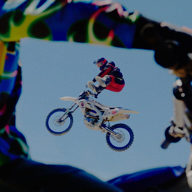 Person wearing Fox LAB on moto bike
