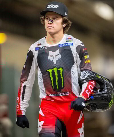 deegan in new MX kit