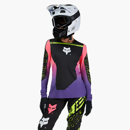 Elevated Future Women — Black