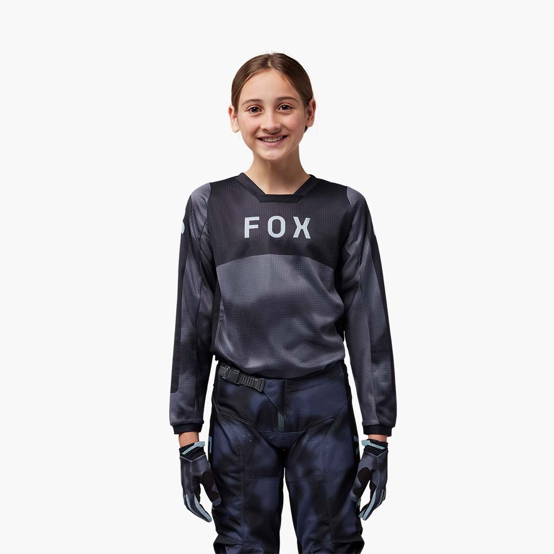 Youth 180 Taunt — Black